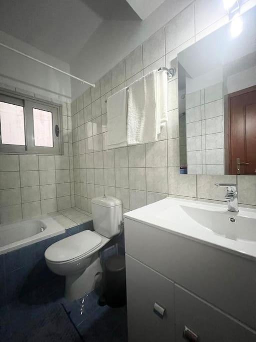 Luxury Apartment In The Center Of Xánthi Kültér fotó